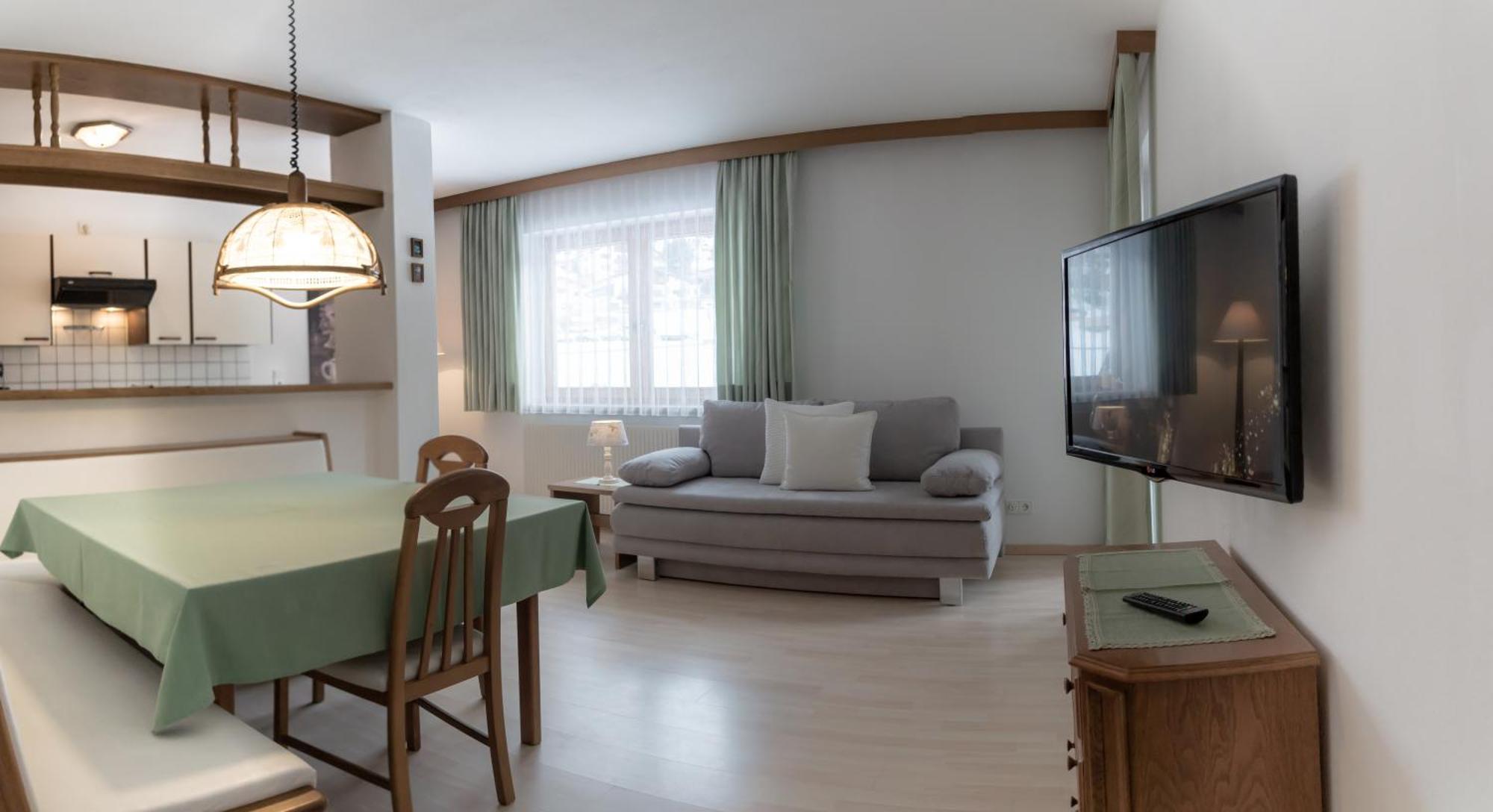 Das Alpenblick & Outdoor Lodge Наудерс Экстерьер фото