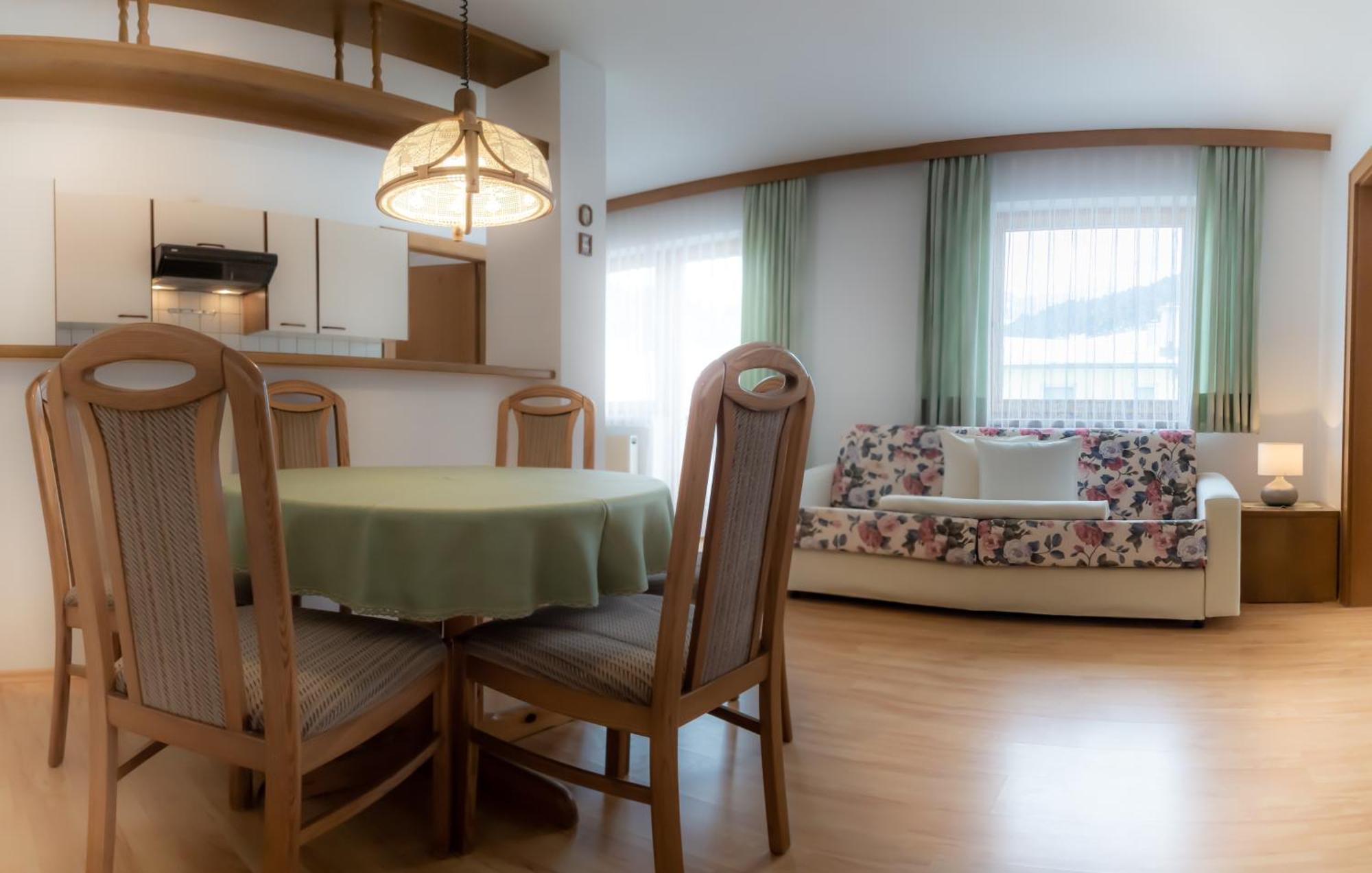 Das Alpenblick & Outdoor Lodge Наудерс Экстерьер фото